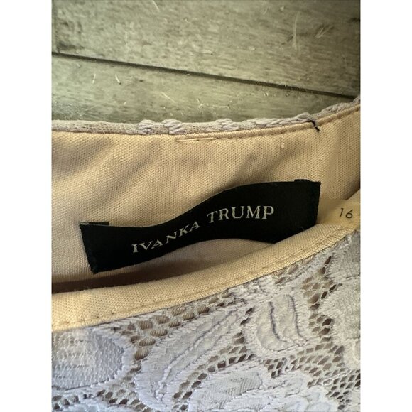 Women’s Ivanka Trump Dress Floral Lavender Purple Plus Size 16 - Picture 9 of 16